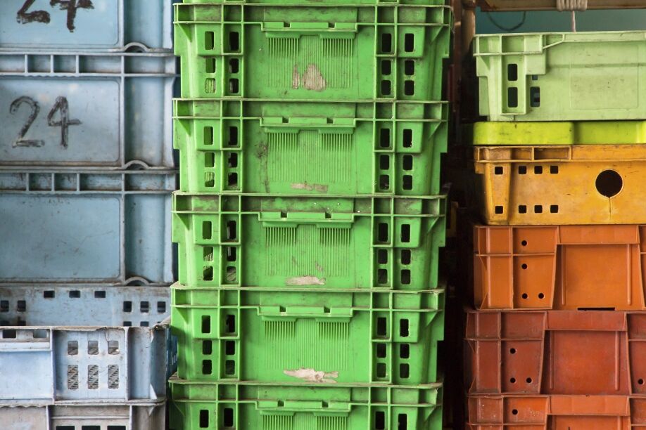 RTP containers are monitored by an IoT solution.